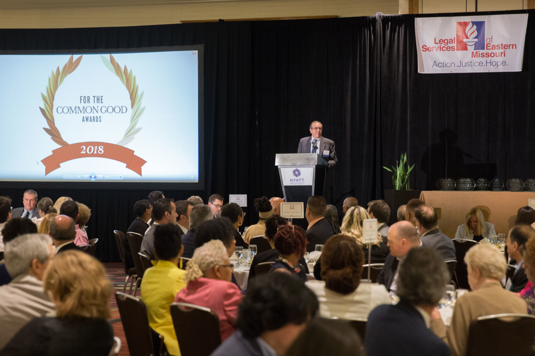 082318LegalServicesofEasternMissouriCommonGoodAwards_18.jpg